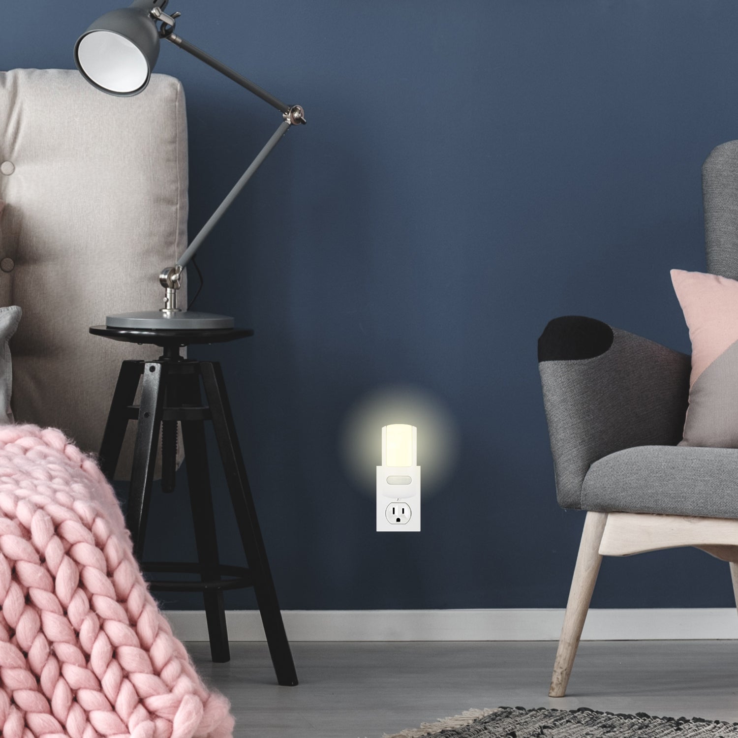 LED Motion Sensor Slim Night Light – White