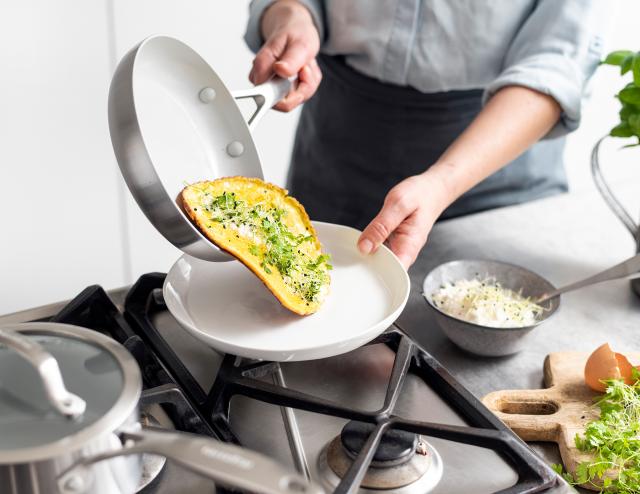 Greenpan Venice Pro Ceramic Non-Stick Frypan – 12in