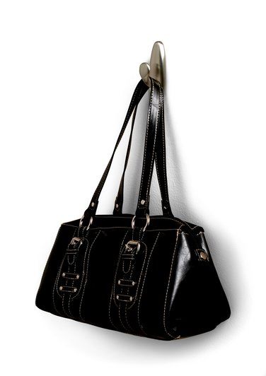 Command Forever Classic Medium Brushed Nickel Metal Hook – 3lb