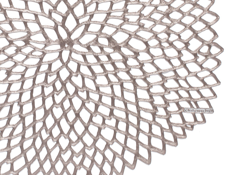 Chilewich Dahlia Placemat – Gunmetal