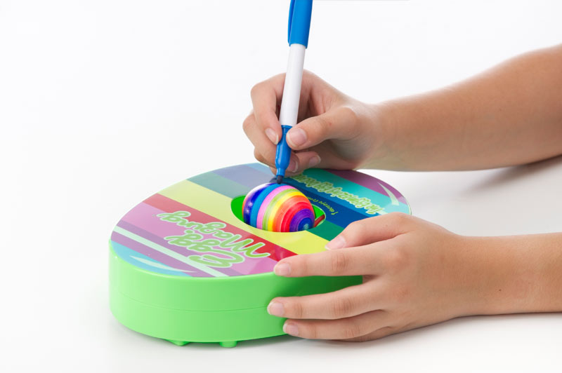 The Eggmazing Egg Decorator
