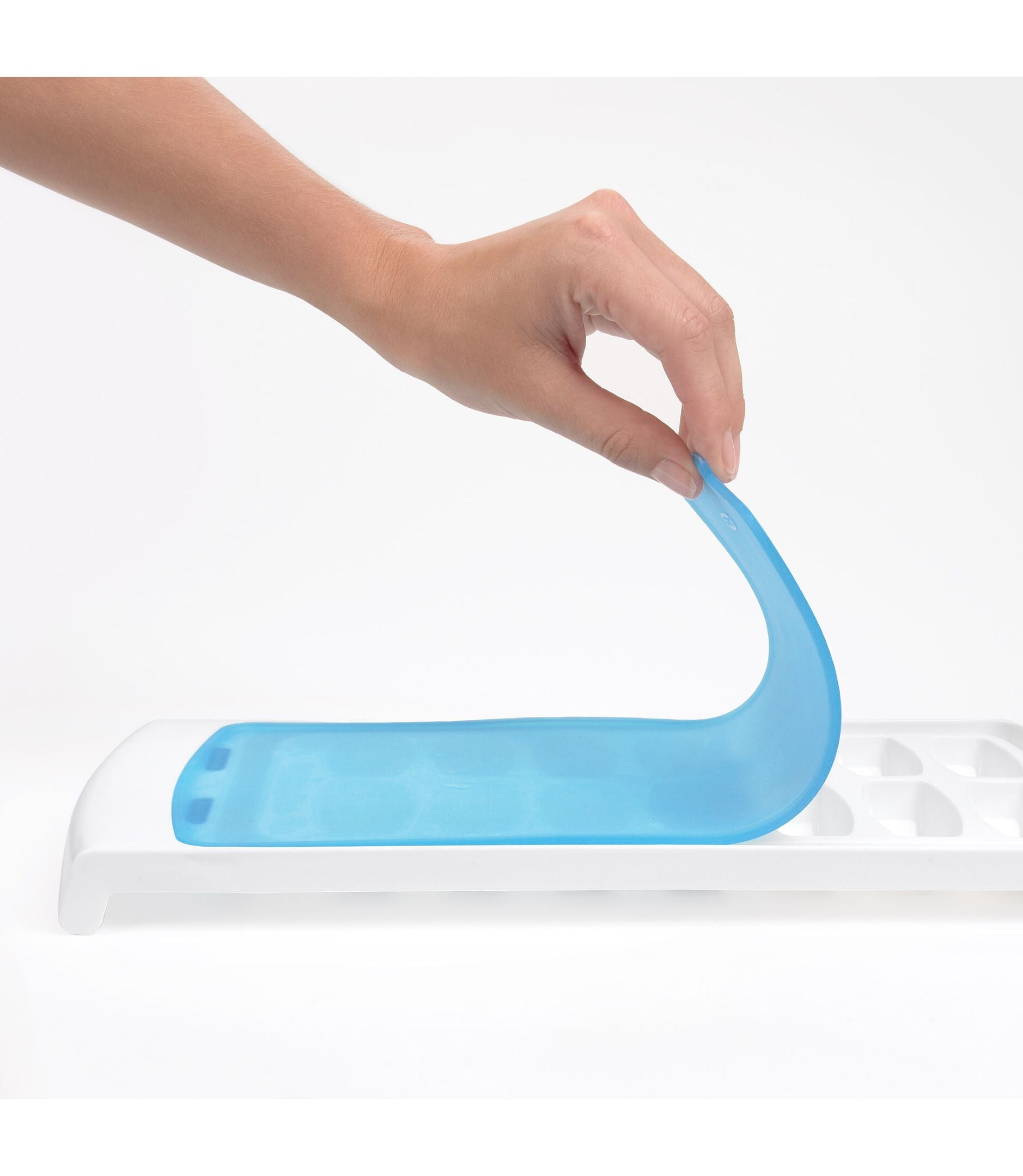 OXO Good Grips No-Spill Ice Cube Tray
