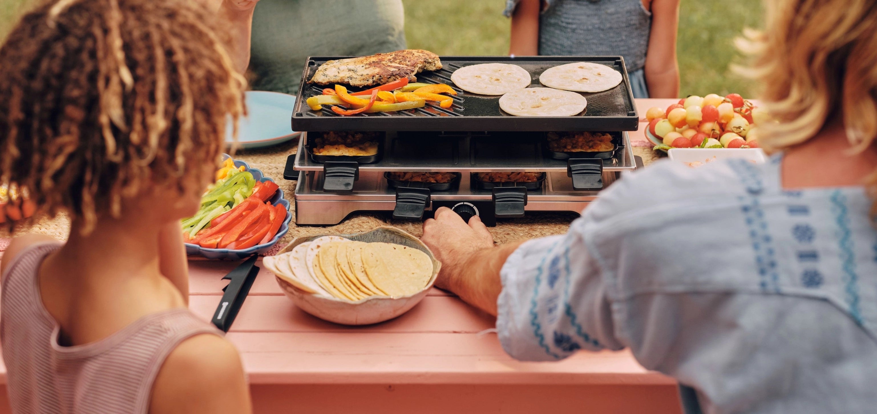 Swissmar Verso 8 Person Indoor Outdoor Cast Iron Top Raclette – UPPER EAST SIDE DELIVERY ONLY