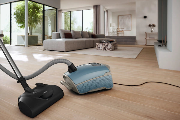 Miele Canister Vacuum Guard L1  – Nordic Blue