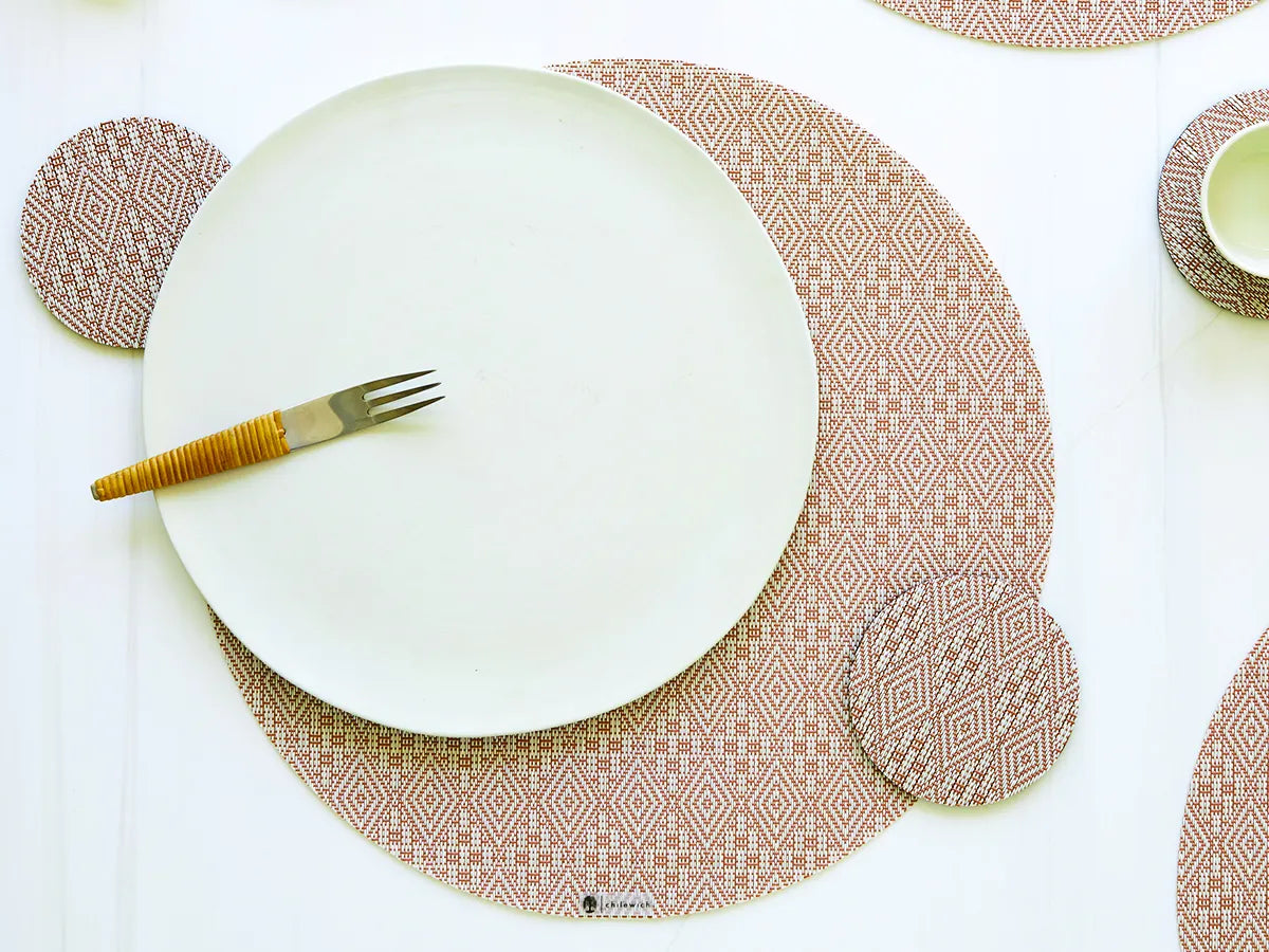 Chilewich Boxwood Geometric Lace Weave Round Placemat – Burnt Coral