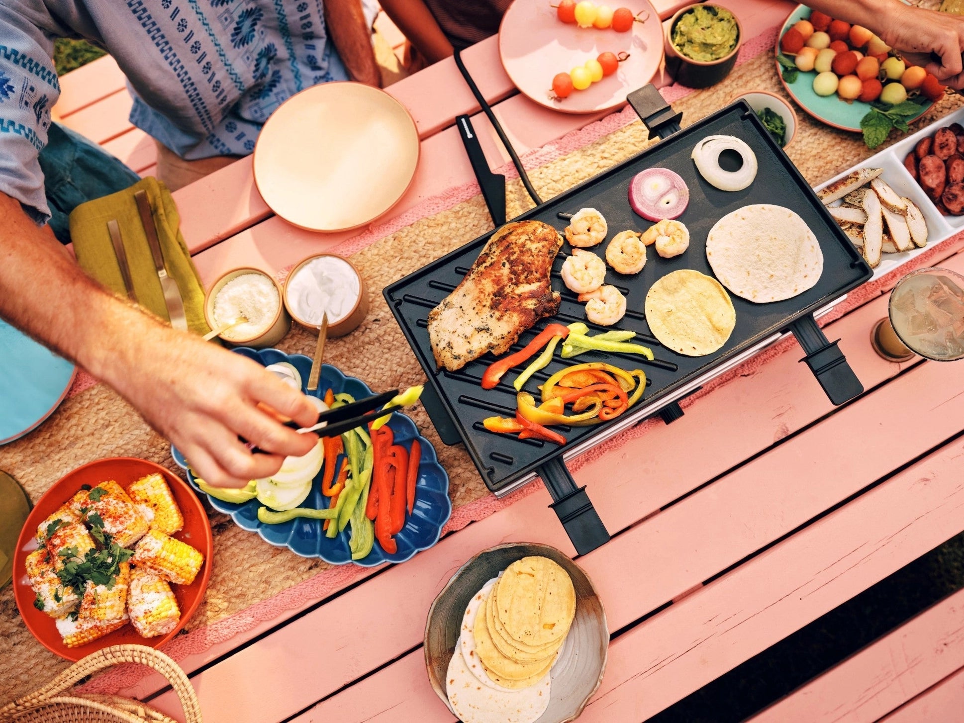 Swissmar Verso 8 Person Indoor Outdoor Cast Iron Top Raclette – UPPER EAST SIDE DELIVERY ONLY