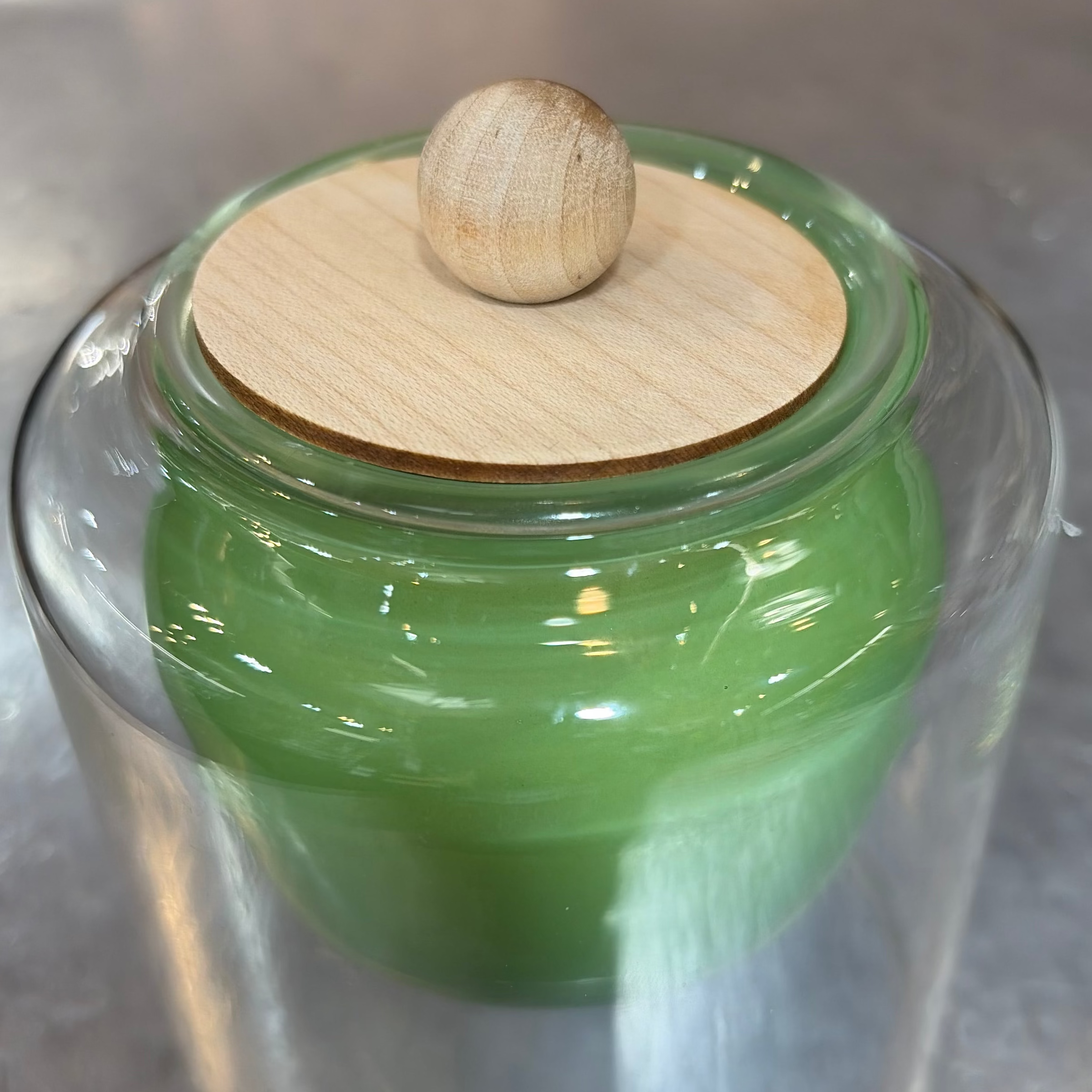 Skeem Classic Luna Candle With Wood Lid – Wild Mint & Berries – 9oz