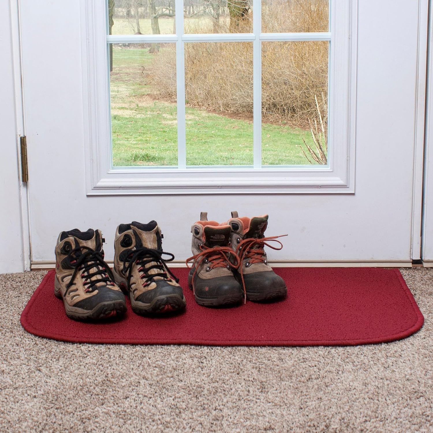 Ritz Solid Stain Resistant Accent Rug – Red – 18" x 30"