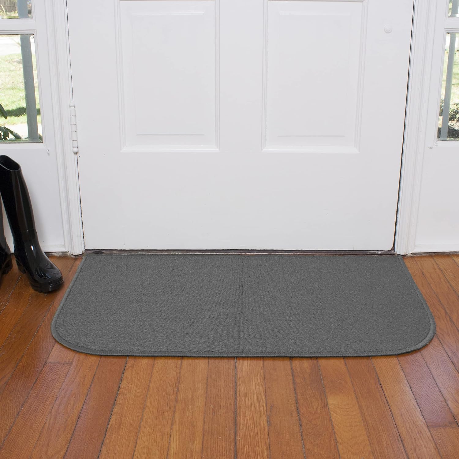 Ritz Solid Stain Resistant Accent Rug – Gray – 18" x 30"