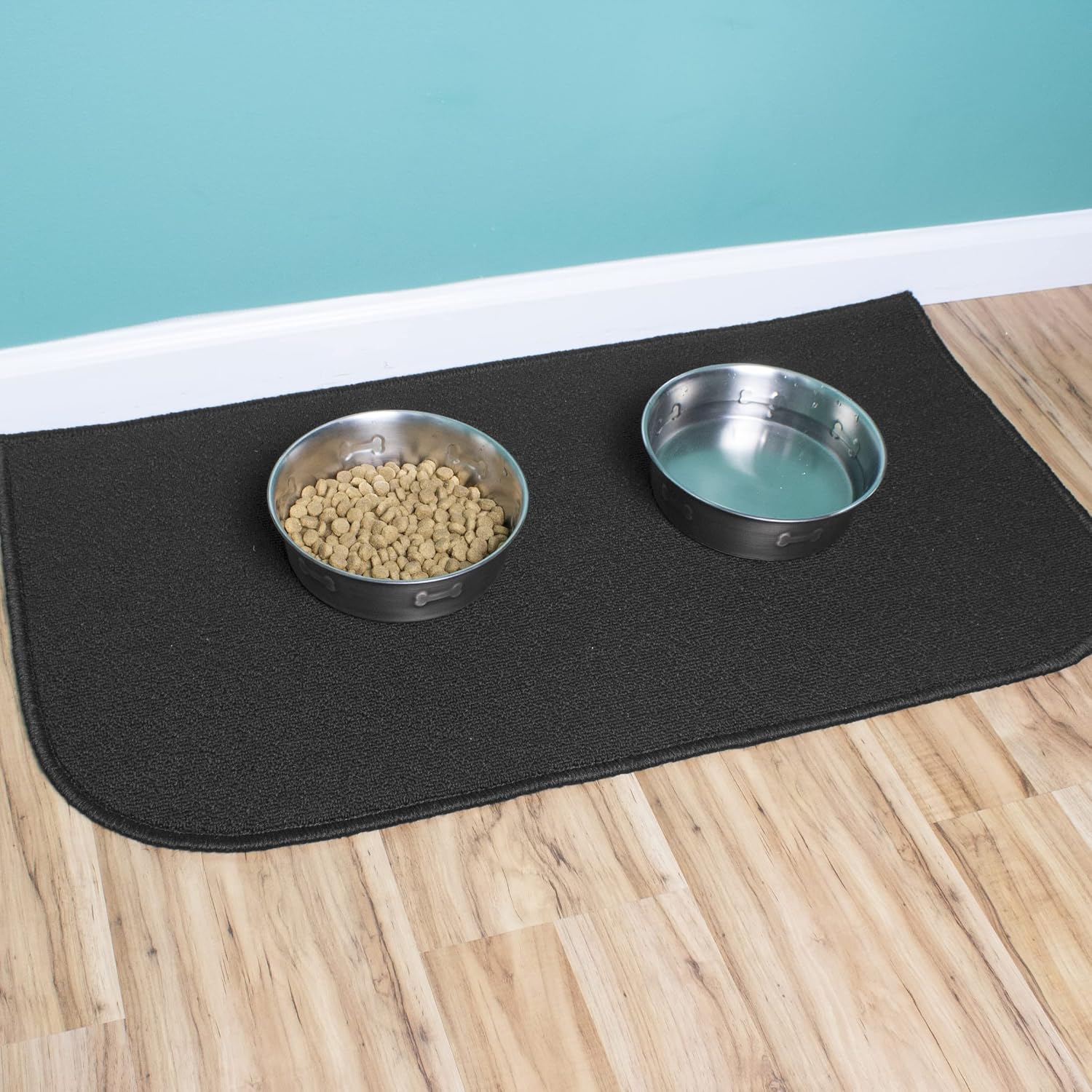 Ritz Solid Stain Resistant Accent Rug – Black – 18" x 30"