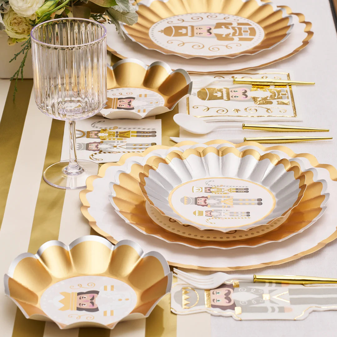 Sophistiplate Scalloped Edge Paper Dinner Plates – Gilded Nutcracker – 10" – 8pk