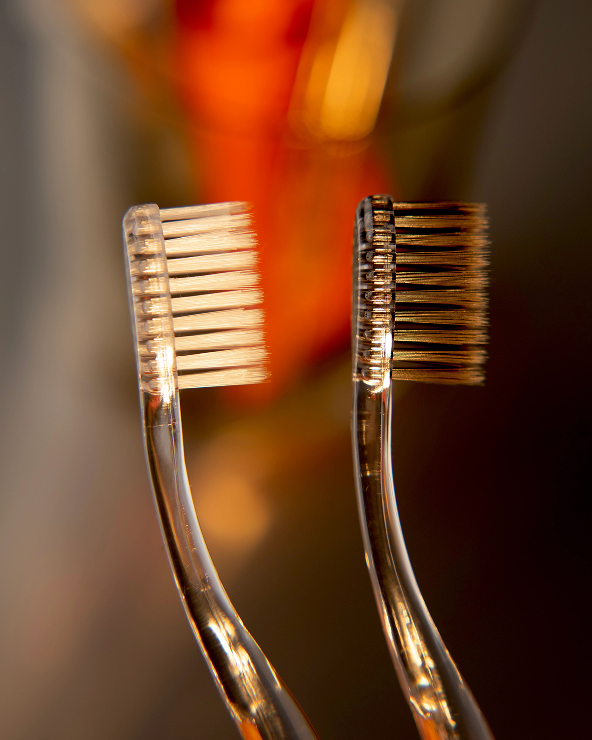 Linhart The Nano-Silver Toothbrush – Orange/White