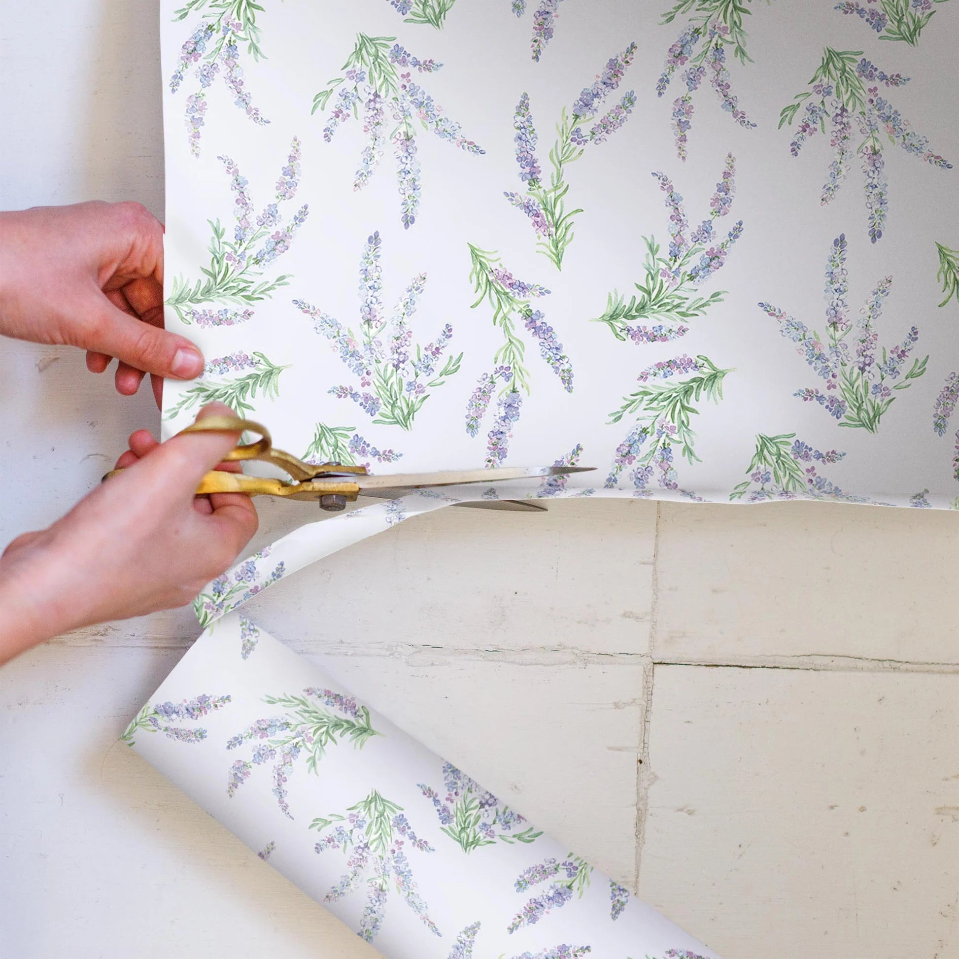 The Master Herbalist Scented Non-Adhesive Drawer Liners – Lavender – 5 Sheets – 23.6" x 16.5"