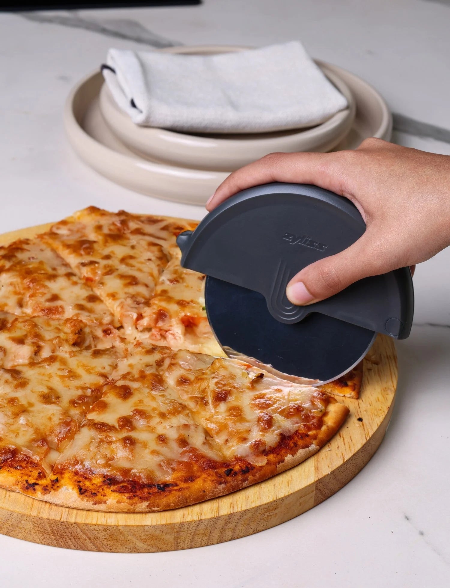 Zyliss Ergonomic Pizza Wheel – 5"