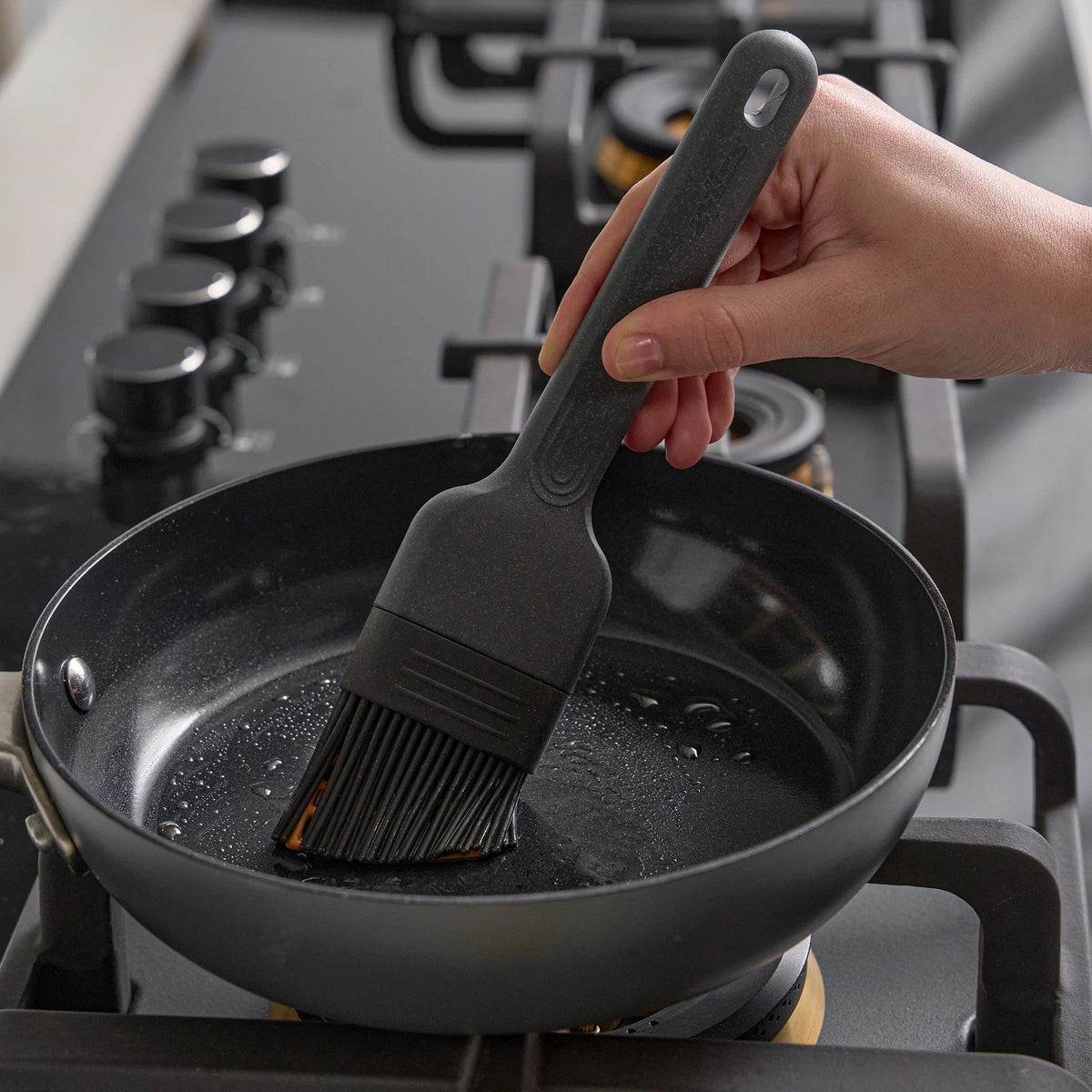 Zyliss Silicone Basting Brush - Grey