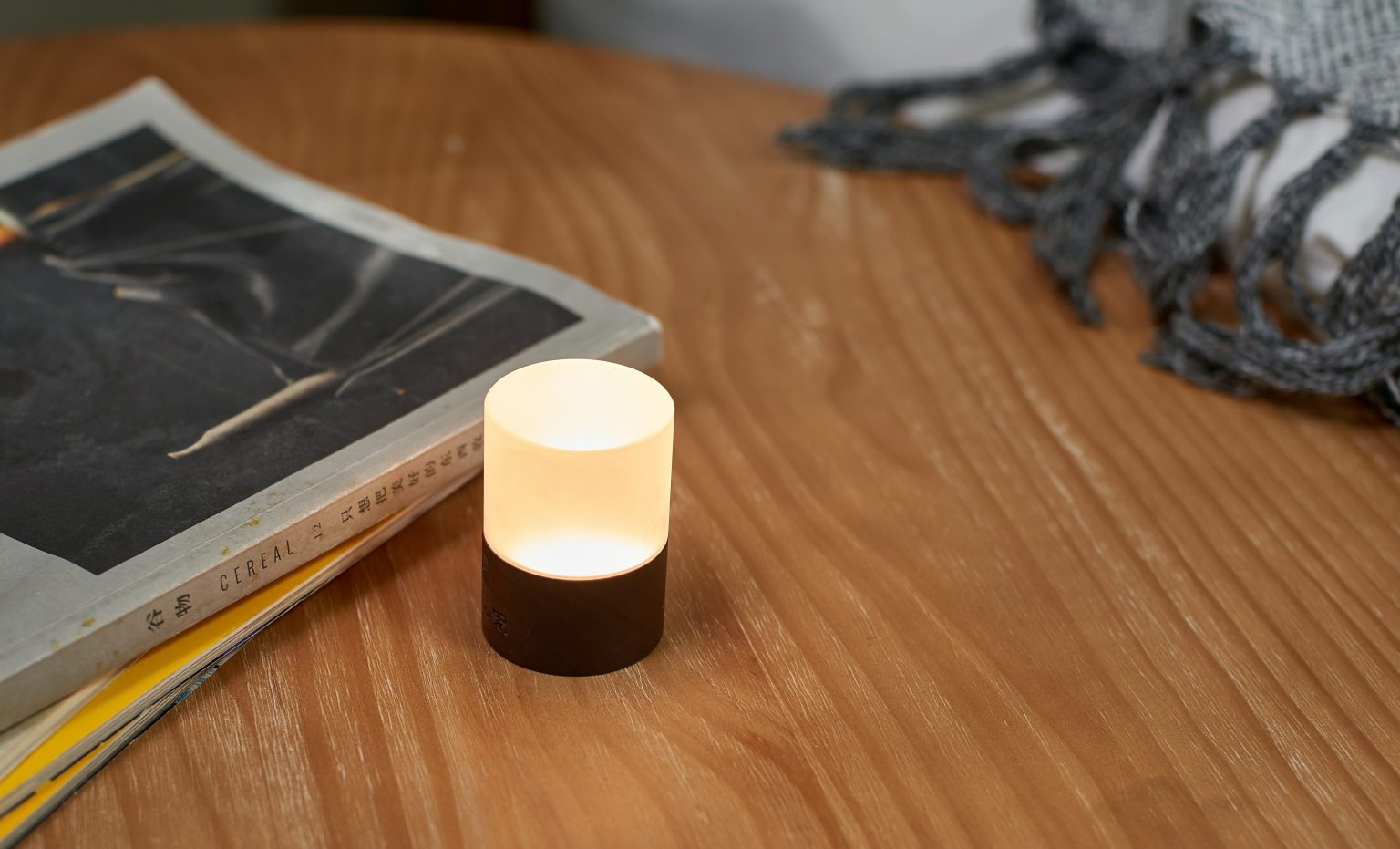 Gingko Mini Lemelia Light – Natural Walnut Wood – 2.5 x 1.75"