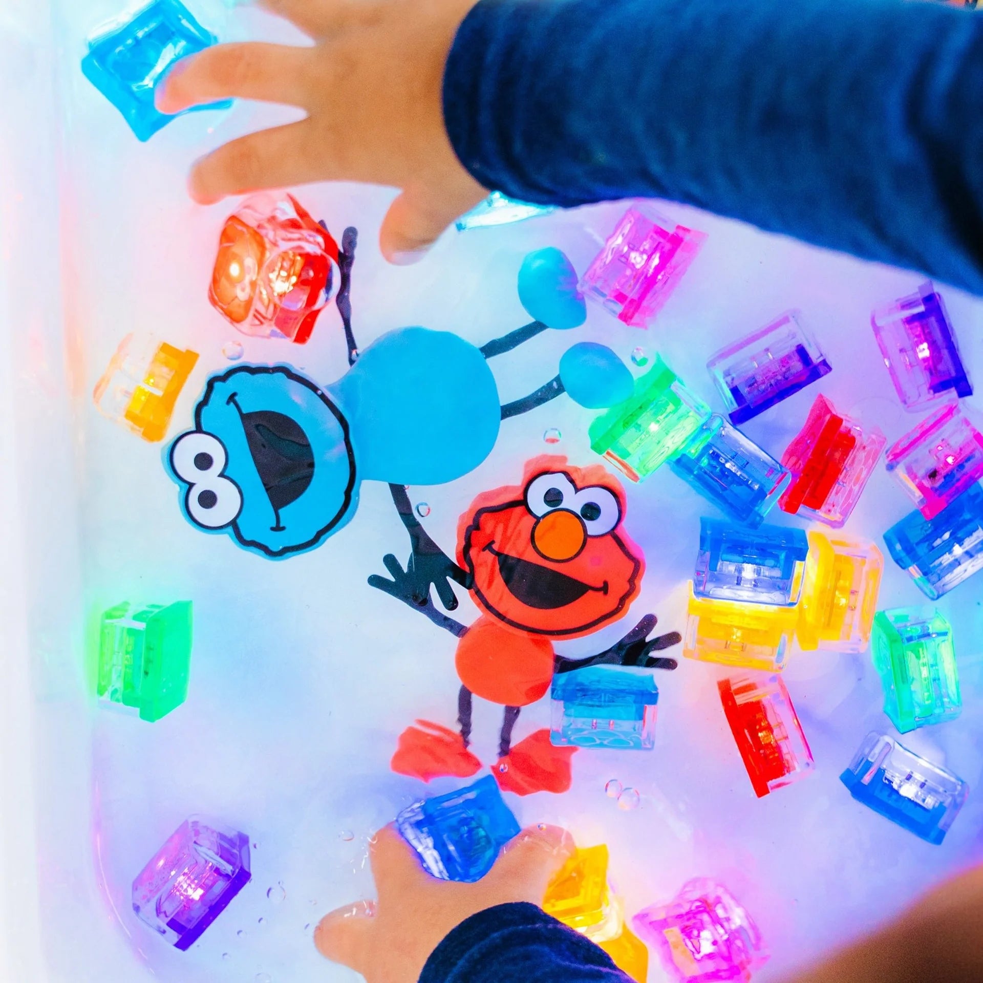 Glo Pals Light up Pal & Cubes – Abby Cadabby Character