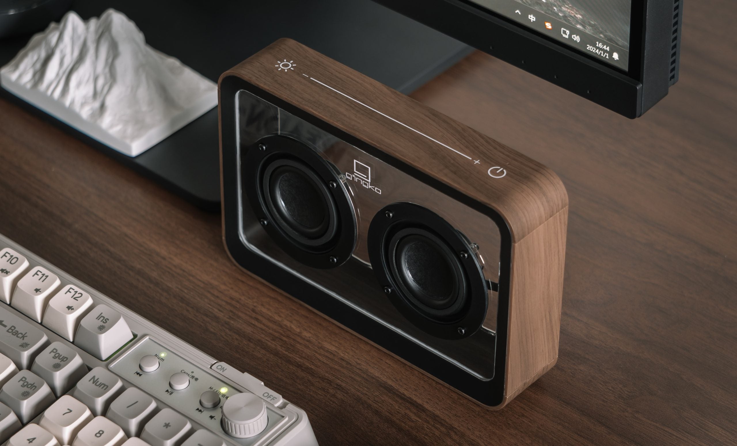 Gingko Mage See-Through Bluetooth Speaker – Walnut