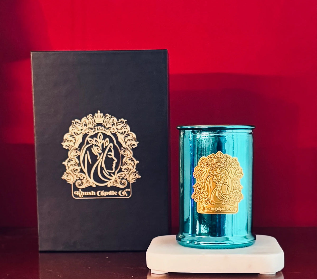Khush Candle Petite Geste La Sakina Collection – Aqua Lacquer Candle – 5 oz