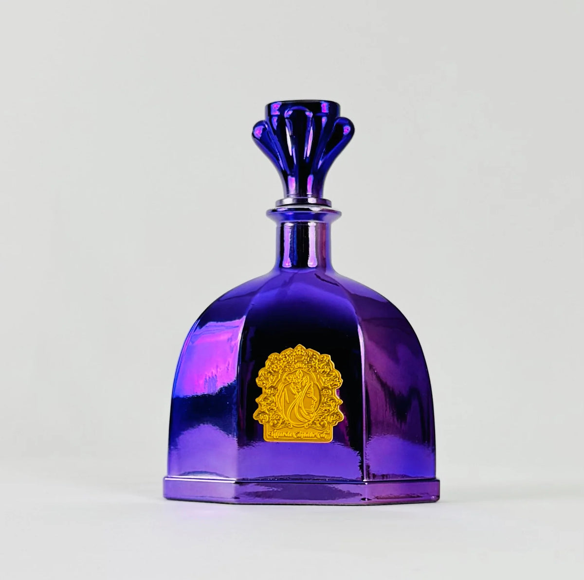 Khush Candle La Leena Collection – Violet Lacquer Diffuser – 10 oz