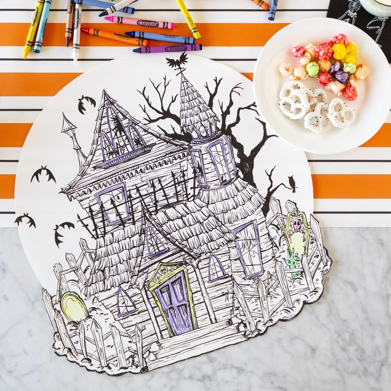Hester & Cook Die-Cut Paper Coloring Placemats – Haunted House – Pack of 12