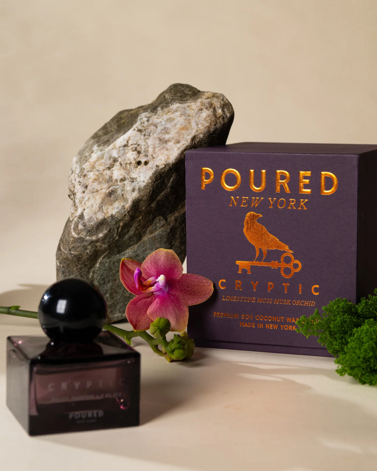 Poured New York Handmade Soy Candle – Cryptic – 22oz