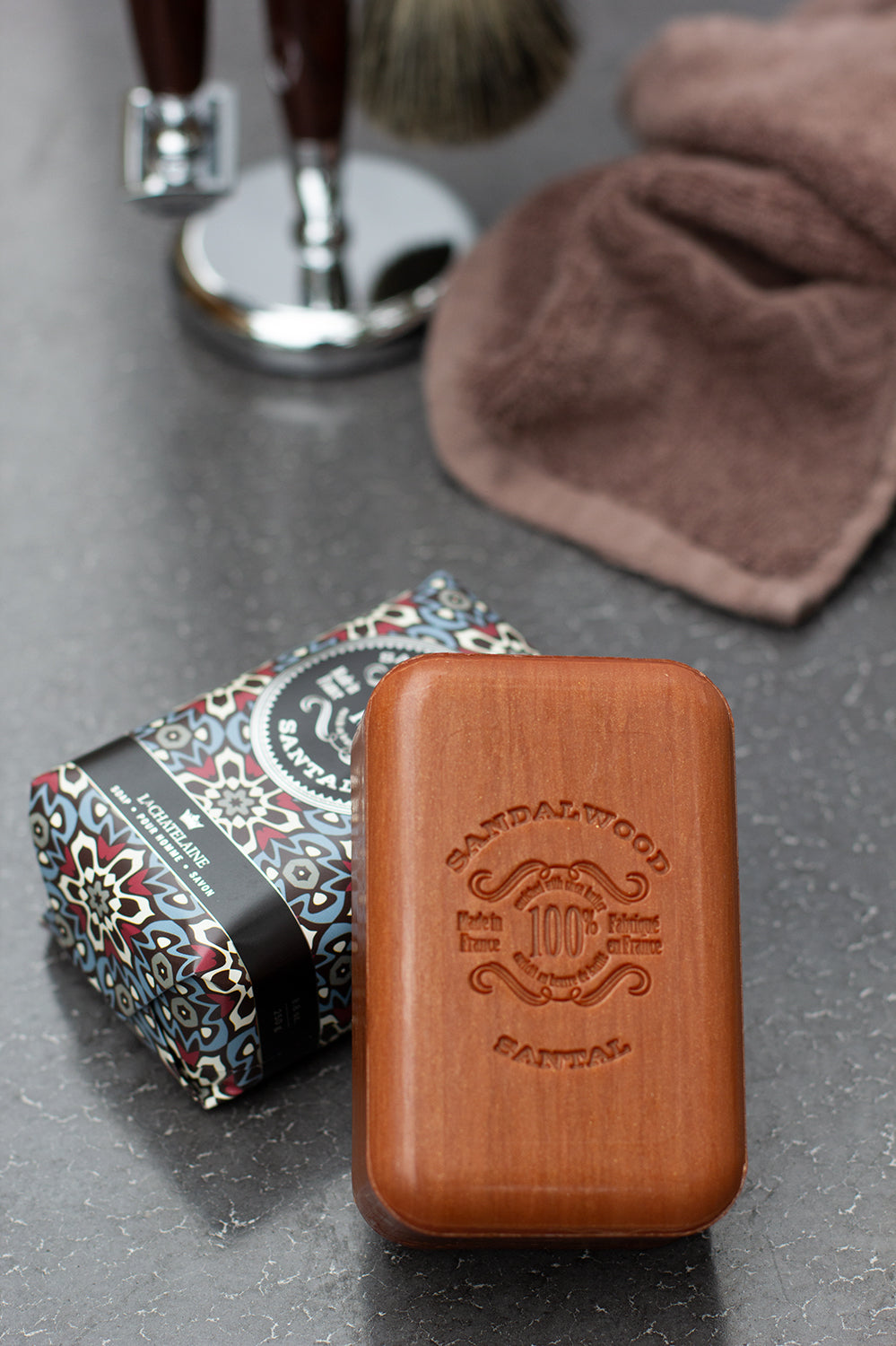 La Chatelaine Luxury Soap Bar – Sandalwood – 8.8oz