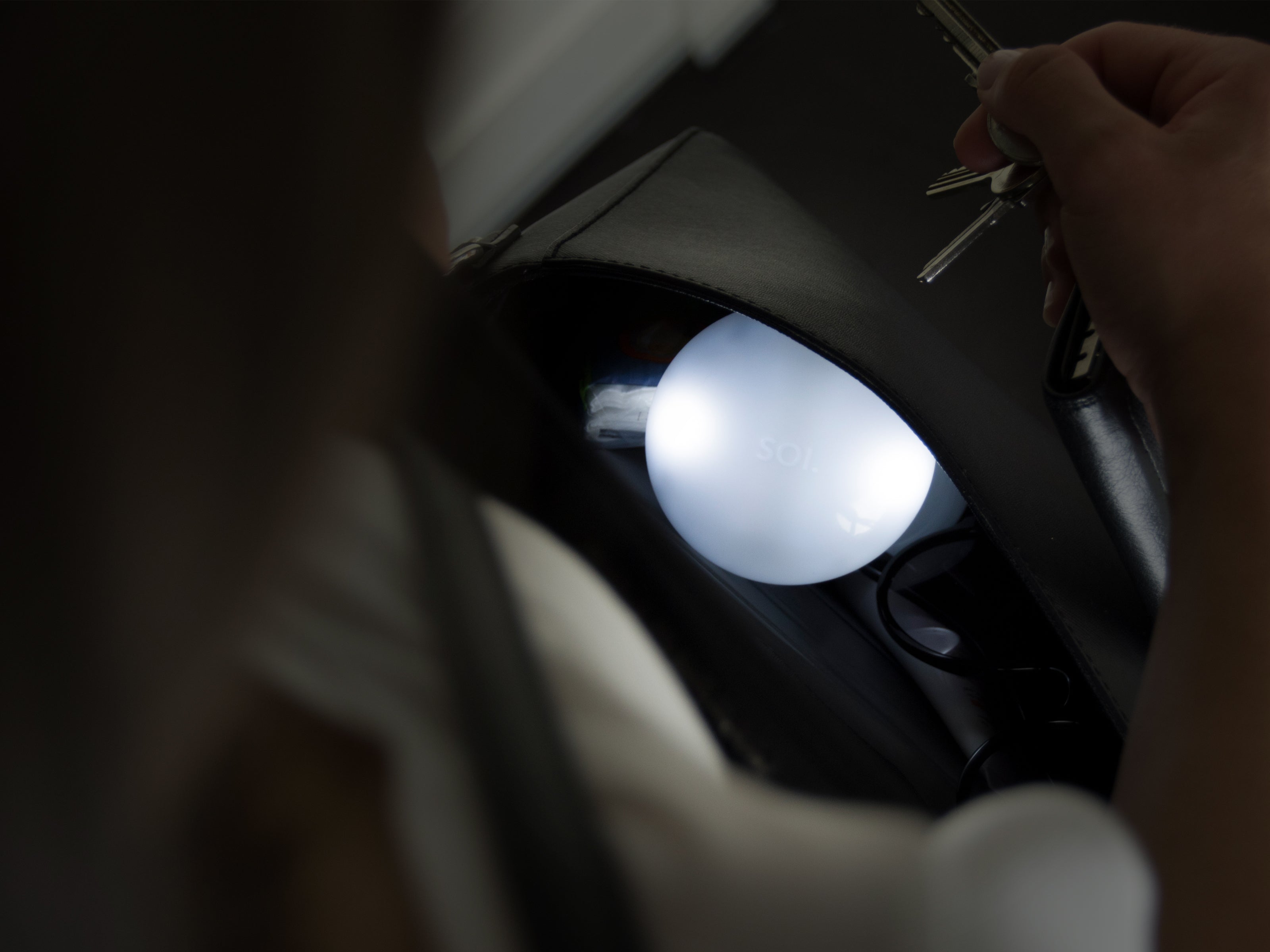 Brain Stream SOI. The Automatic Bag Light