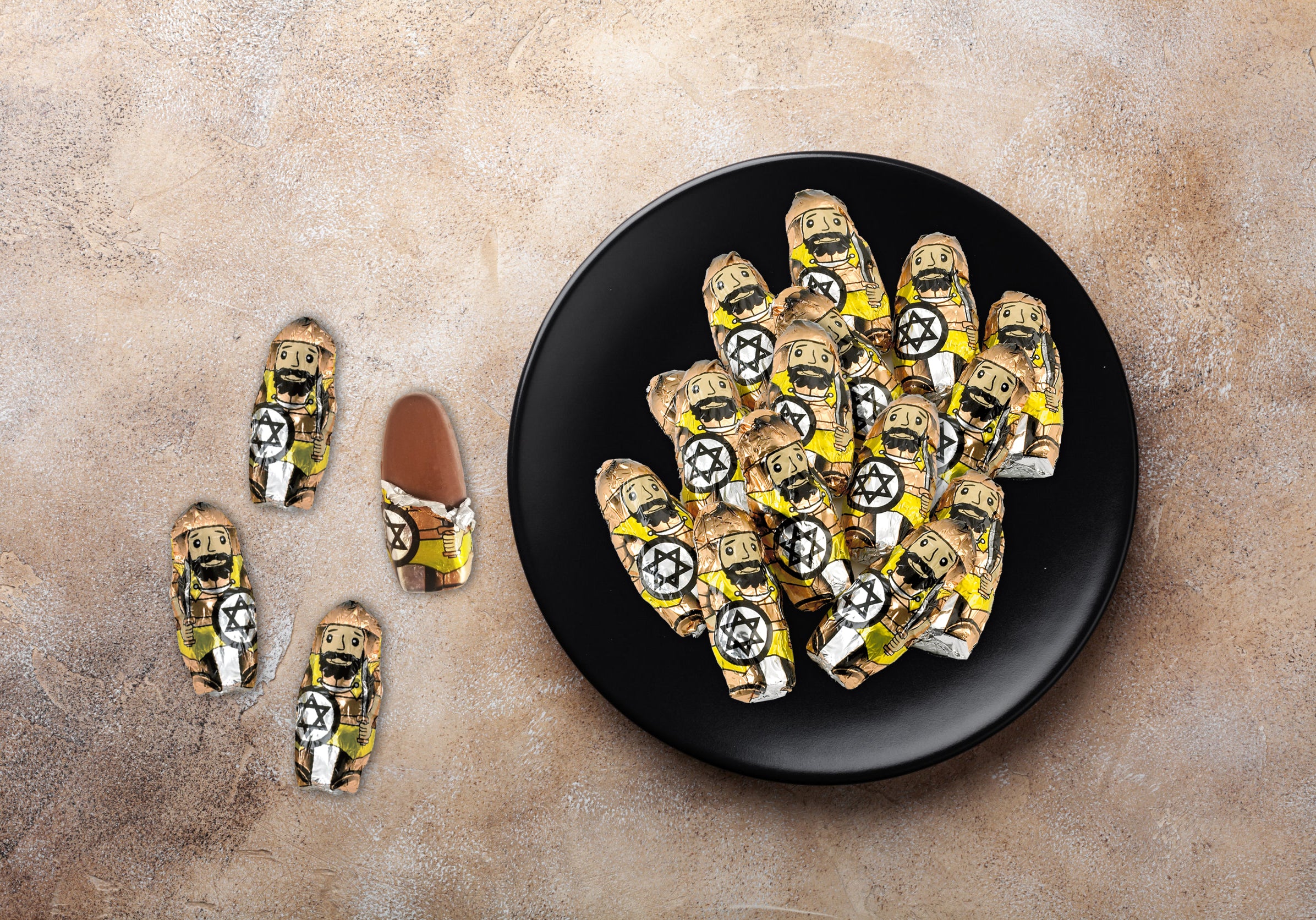 Chanukah Milk Chocolate Maccabees – Pack of 8