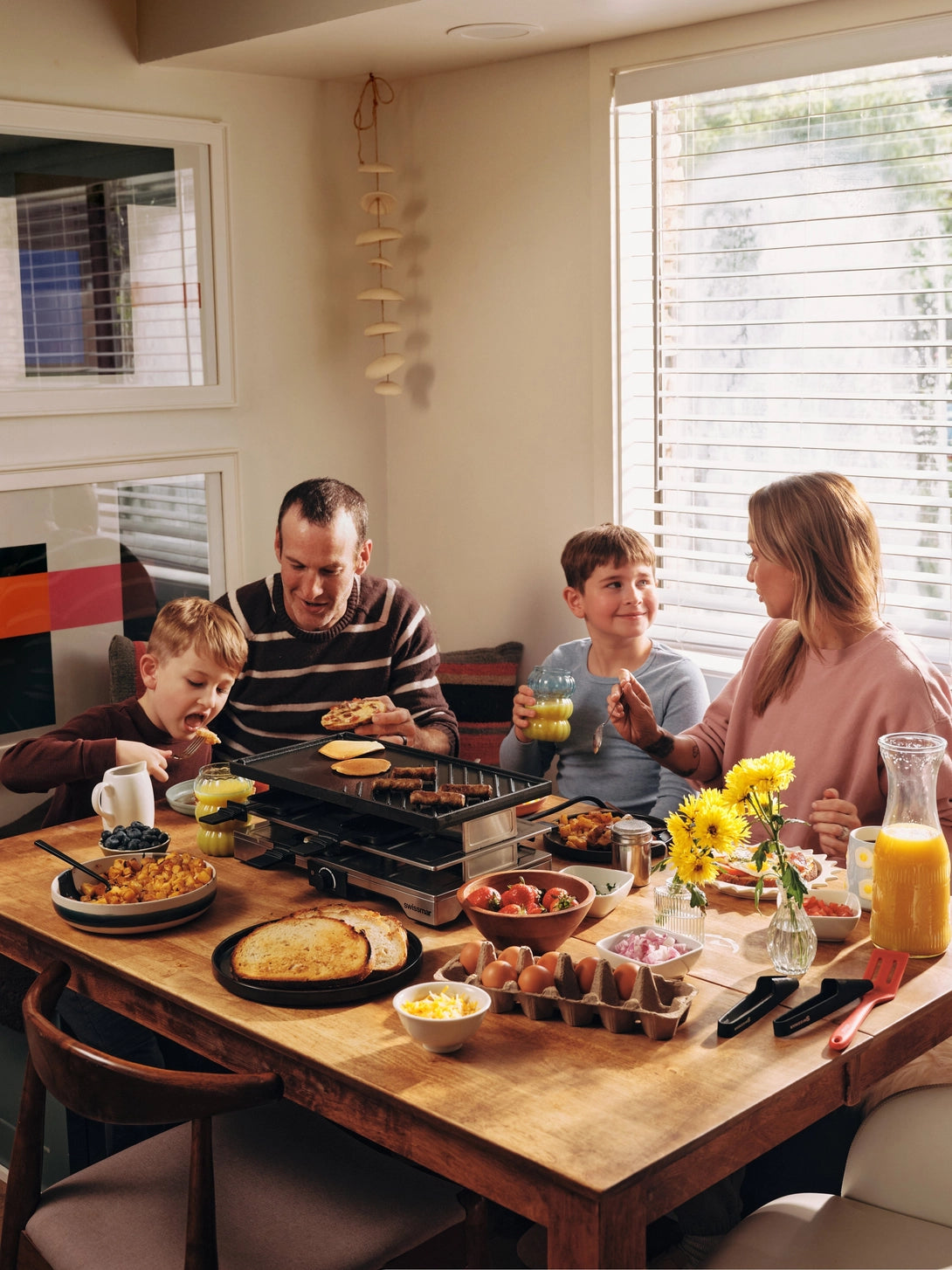 Swissmar Verso 8 Person Indoor Outdoor Cast Iron Top Raclette – UPPER EAST SIDE DELIVERY ONLY