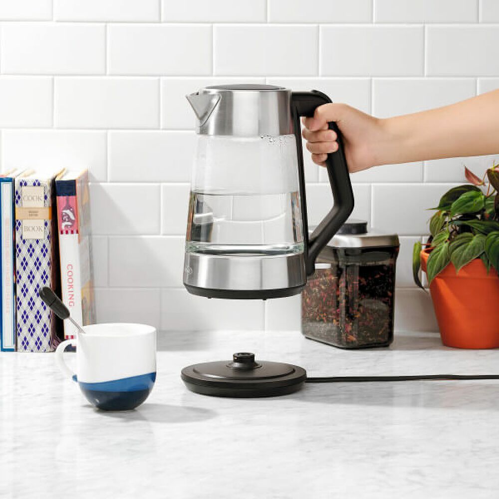 OXO Cordless Glass Electric Kettle – 1.85qt.