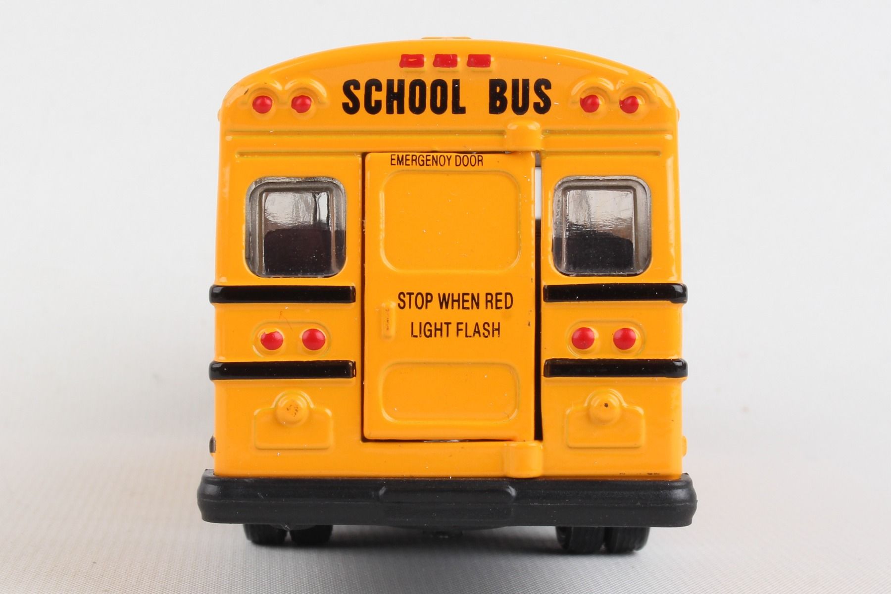 Road Marks Pullback Die-Cast Metal Toy School Bus – 7.5"