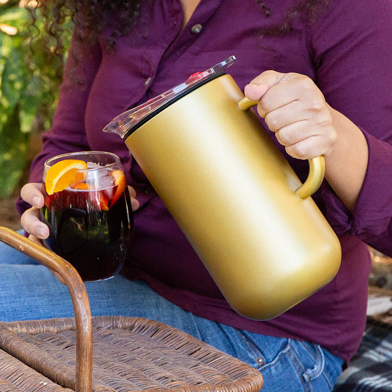 Served Vacuum-Insulated Pitcher (2L) - Golden