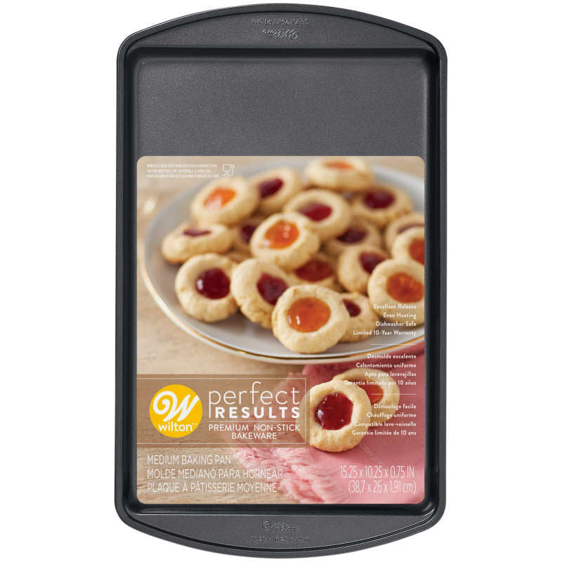 Wilton Premium Non-Stick Bakeware Cookie Sheet – 15"