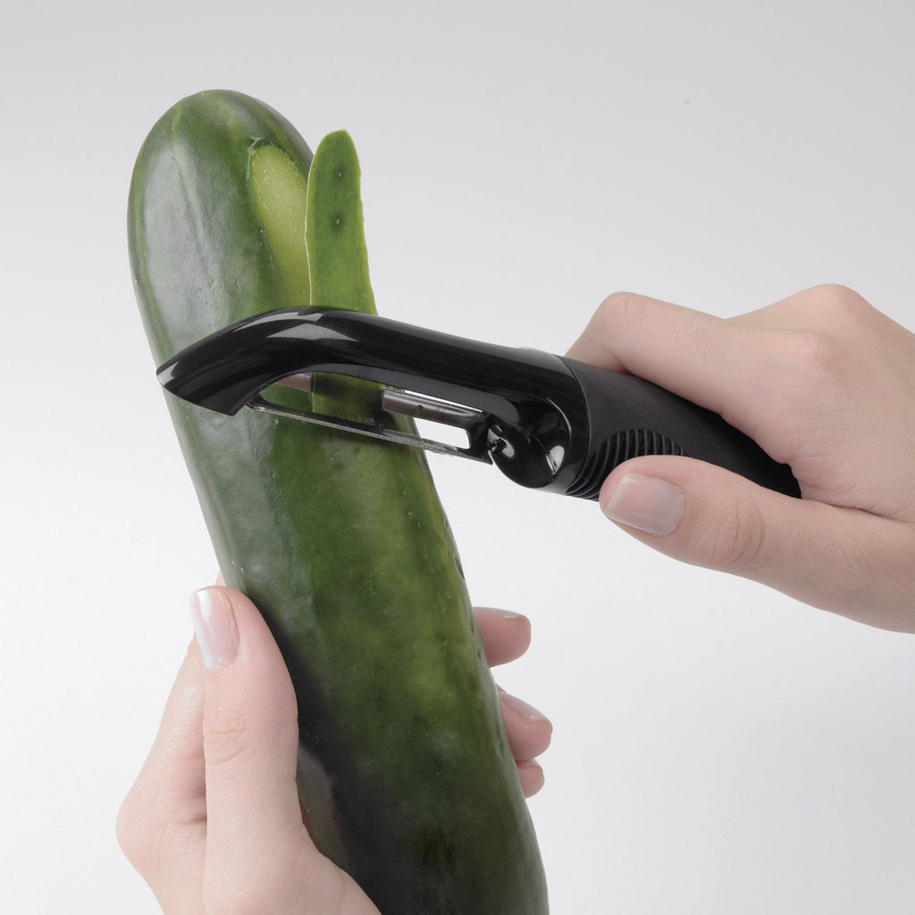 OXO Good Grips Swivel Vegetable Peeler