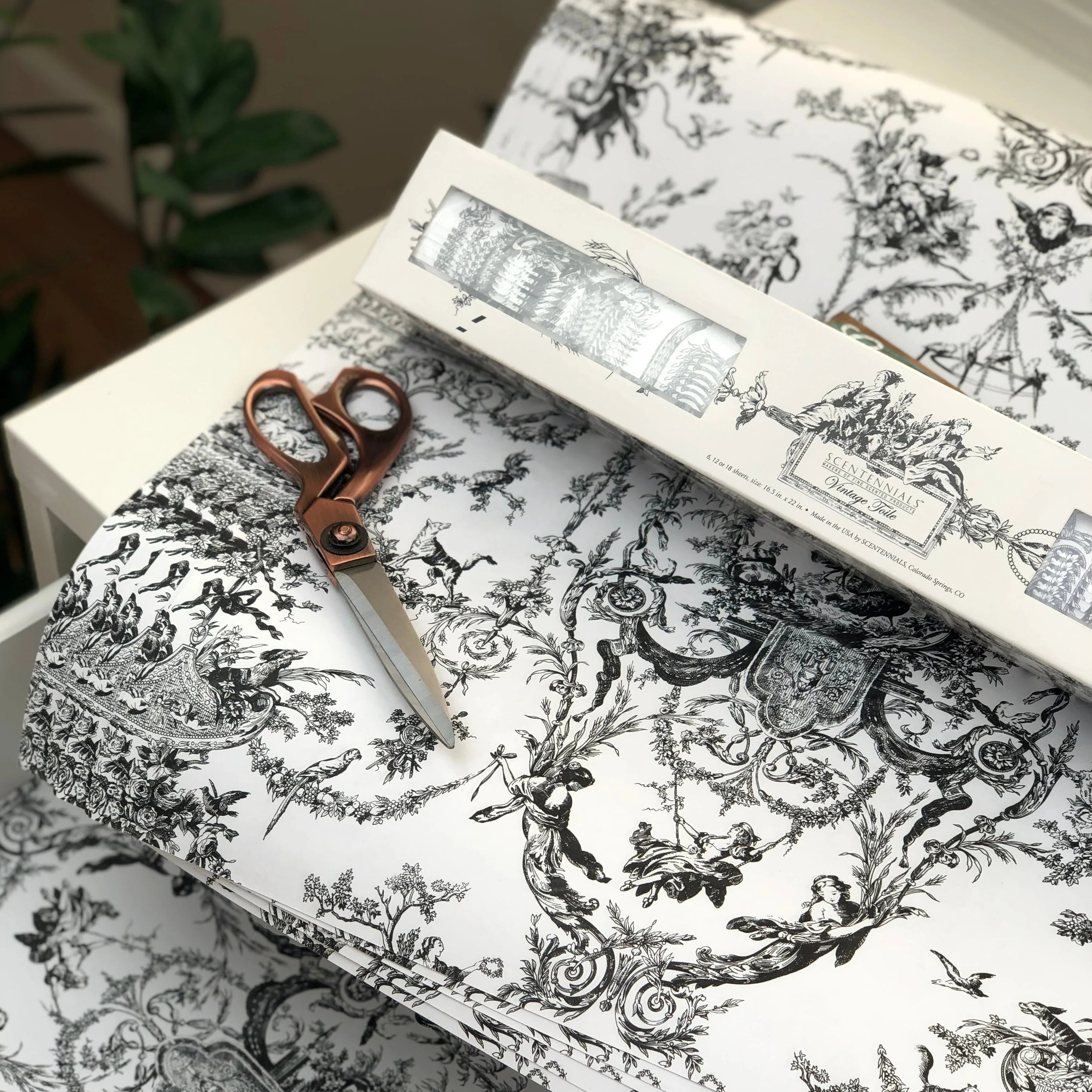 Vintage Toile Scented Drawer Liners – 6 Sheets