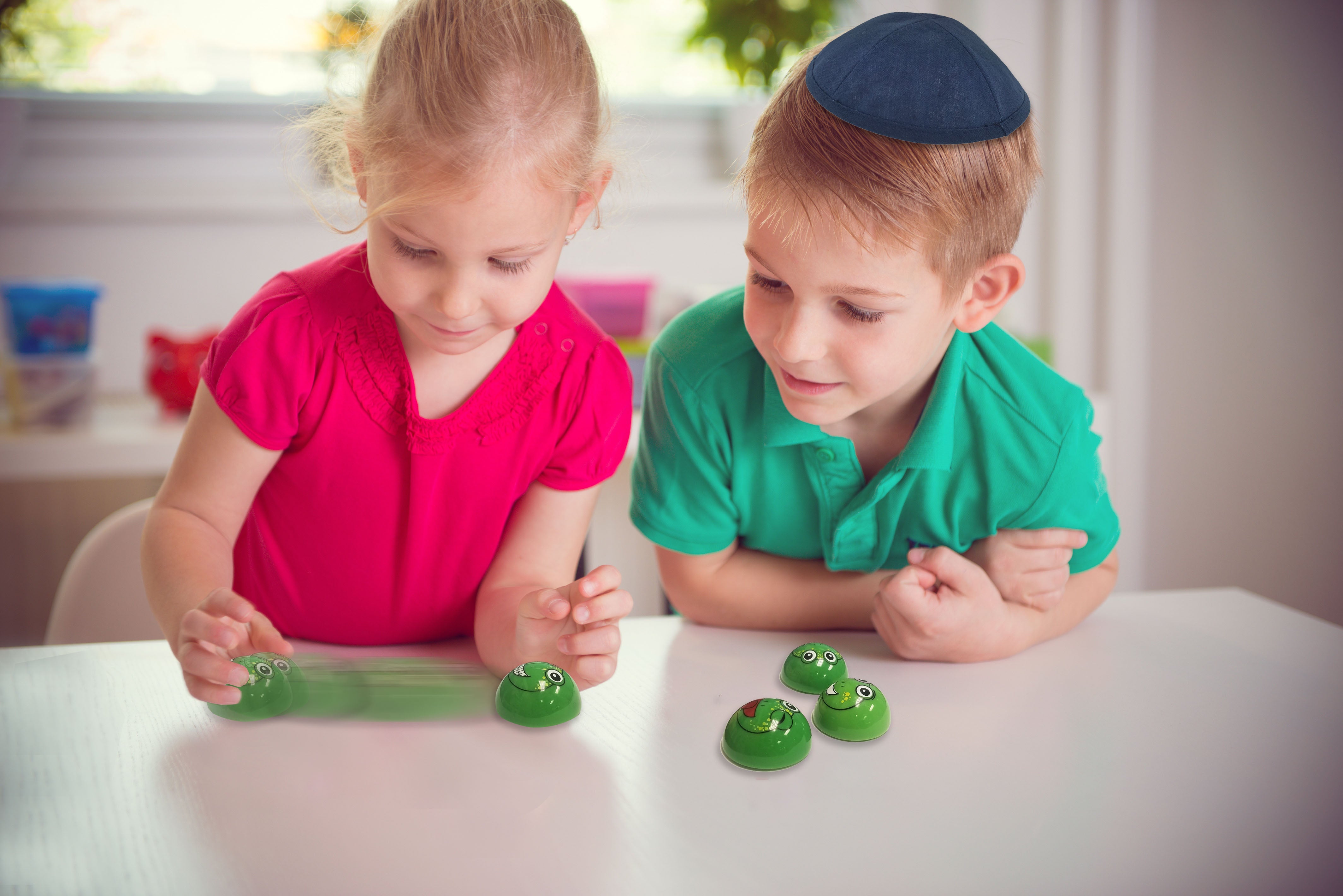Passover Frantic Frogs Toy